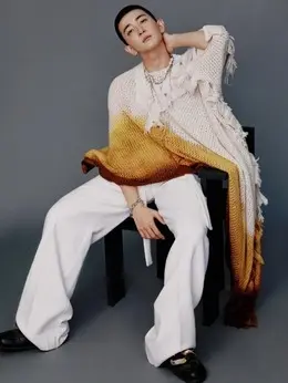 王翰闻图片写真